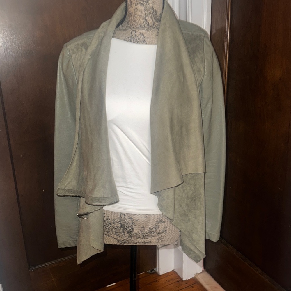 [BLANKNYC] Faux Leather & Suede Jacket – Light Olive Green (Size S)